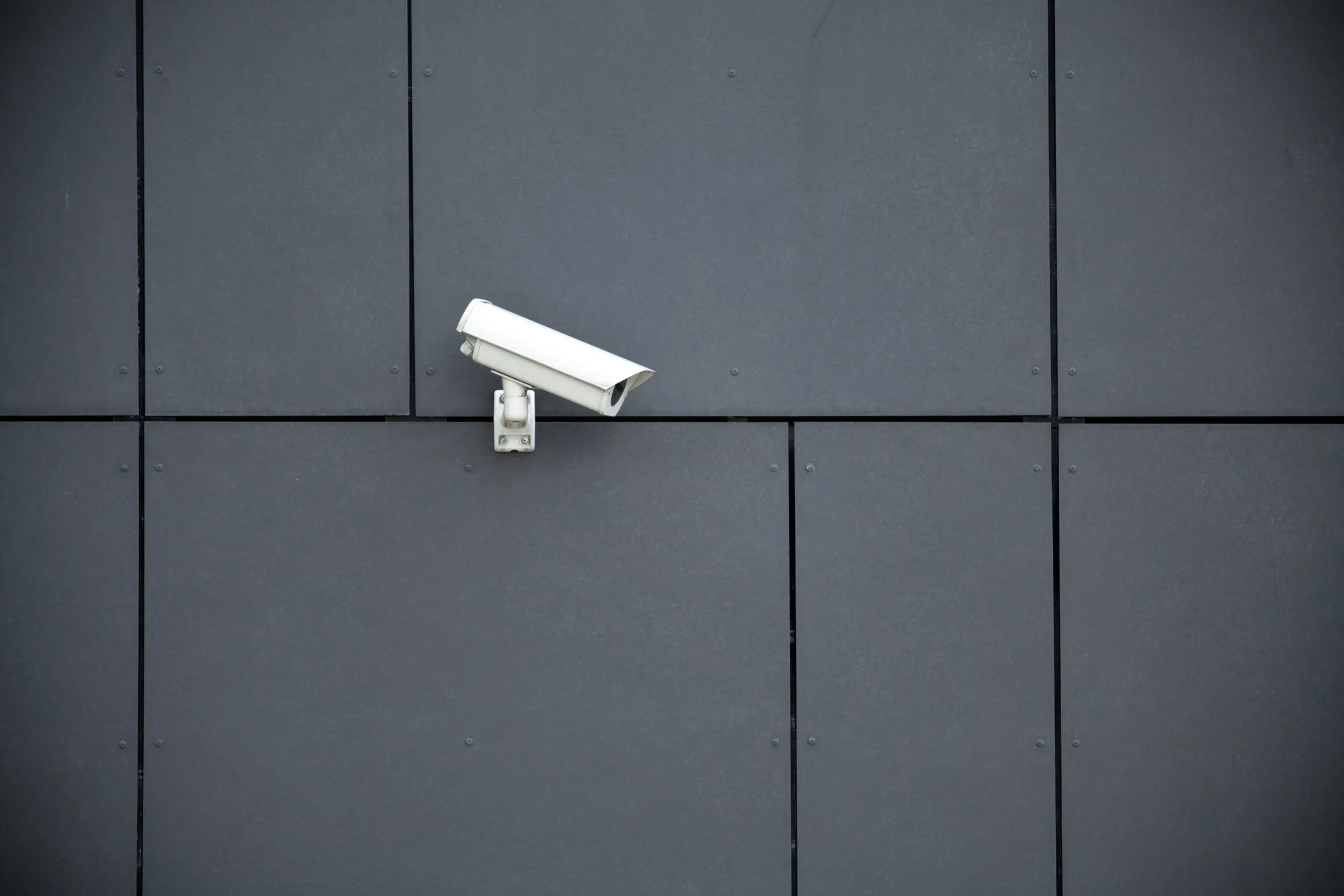 Caméra de vidéoprotection sur une façade